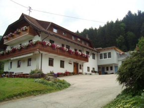  Haus Ase - Urlaub am Bauernhof  Оссиах